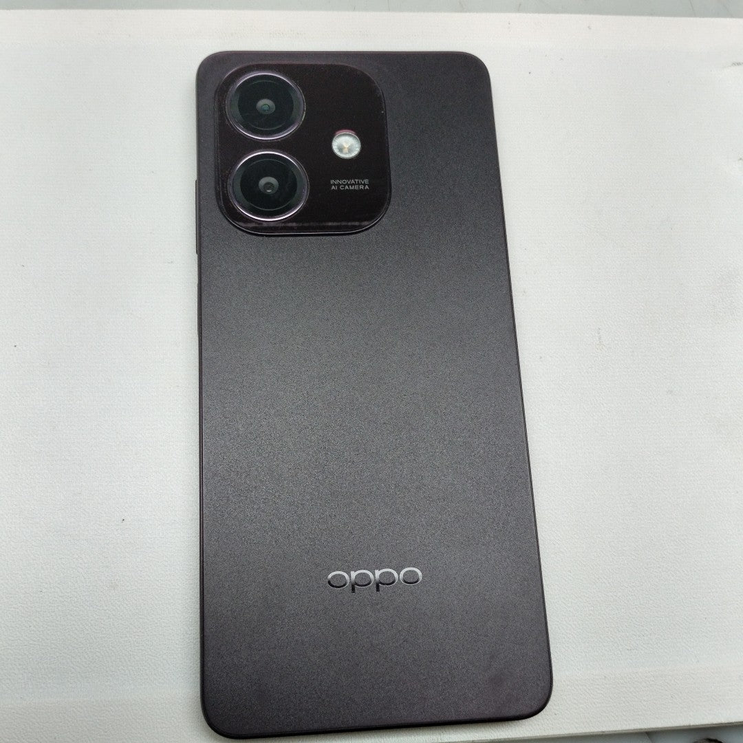 CELULAR OPPO A40 CPH2669 (2024) 256 GB 4 GB RAM (SEMINUEVO)