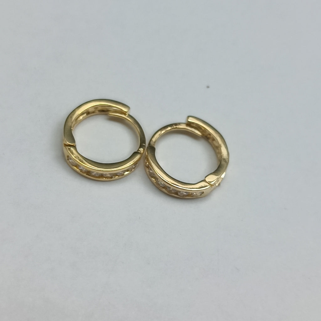 ARETES HUGGIES C CIRCONIA 14K 1.2 GR (NUEVO)