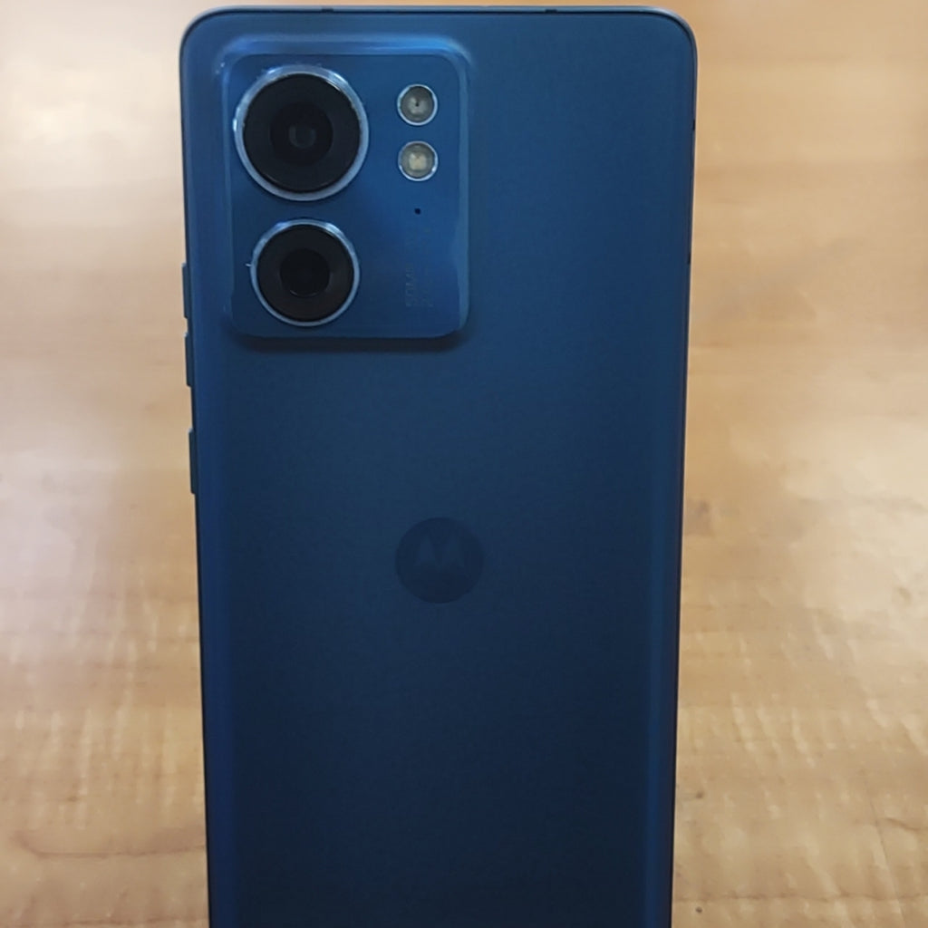CELULAR MOTOROLA EDGE 40 XT2303-2 (2023) 256 GB 8 GB RAM (SEMINUEVO)