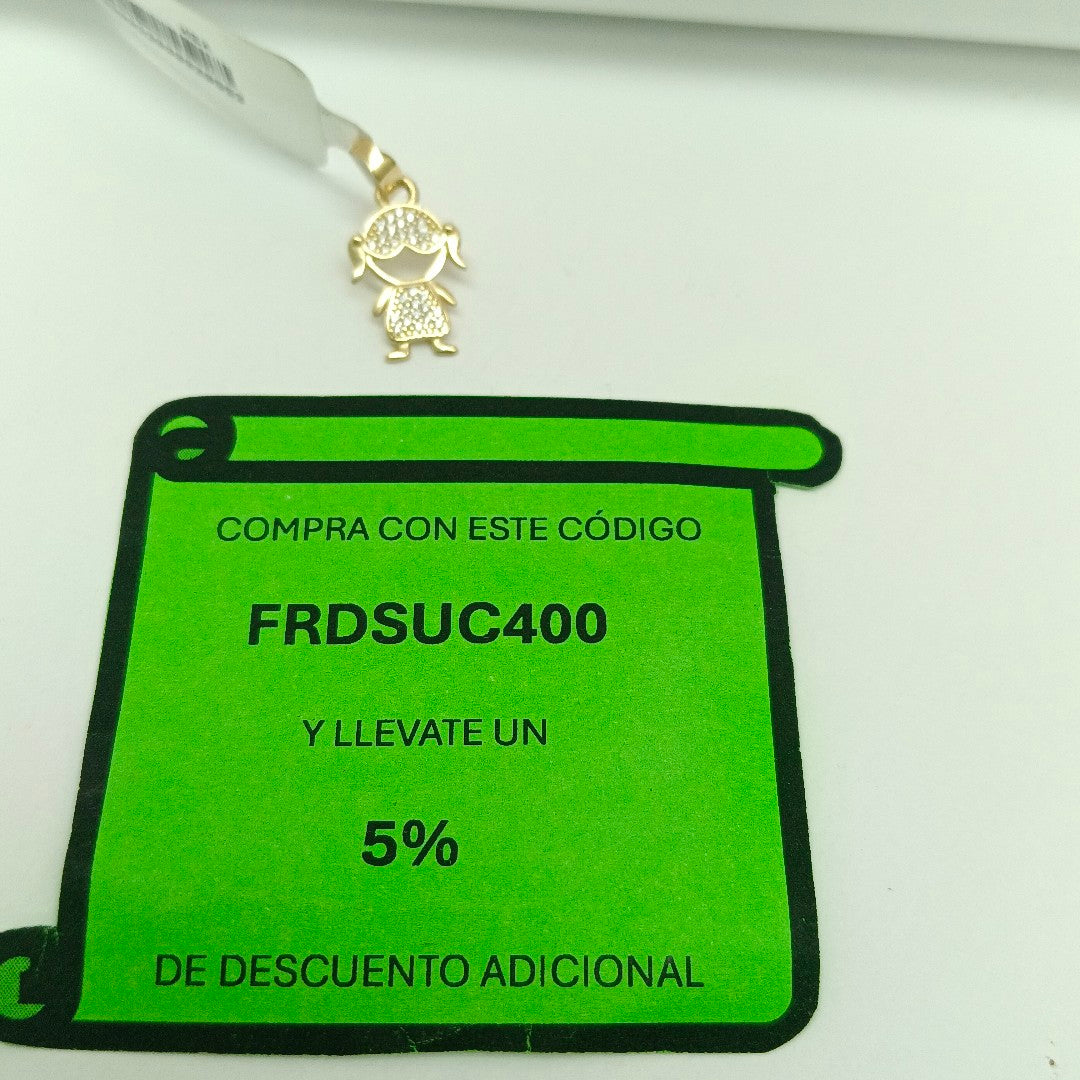 DIJE TEJIDO NIÑA CON CIRCONIAS 14K 0.9 GR (NUEVO)