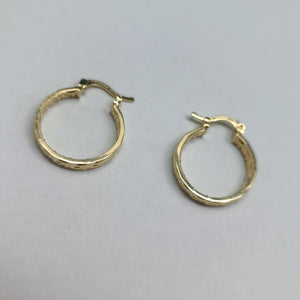 ARETES TEJIDO ARRACADAS TIPO GRECAS 14K 2.1 GR (NUEVO)