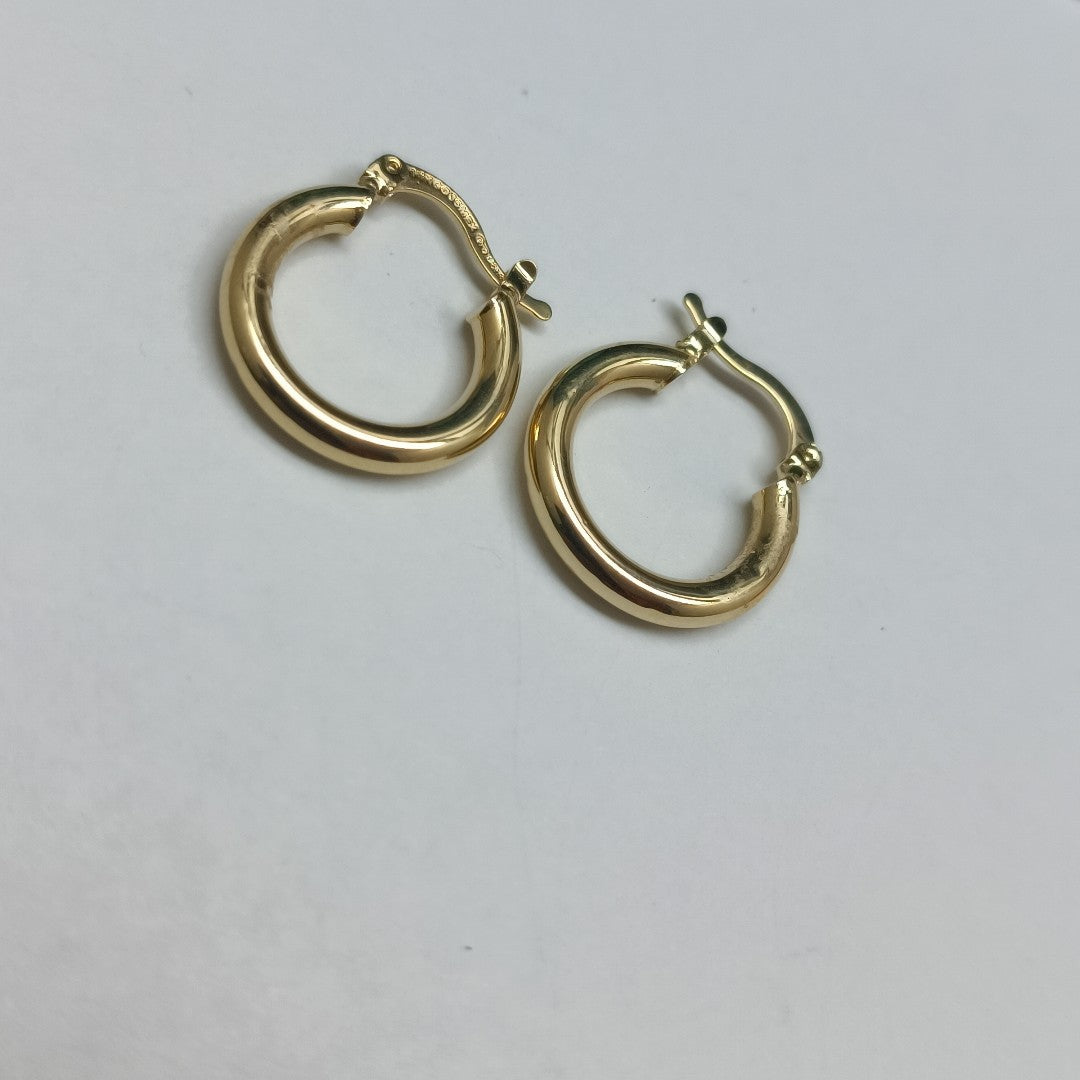 ARETES TEJIDO ARRACADAS LISAS 14K 1.7 GR (NUEVO)