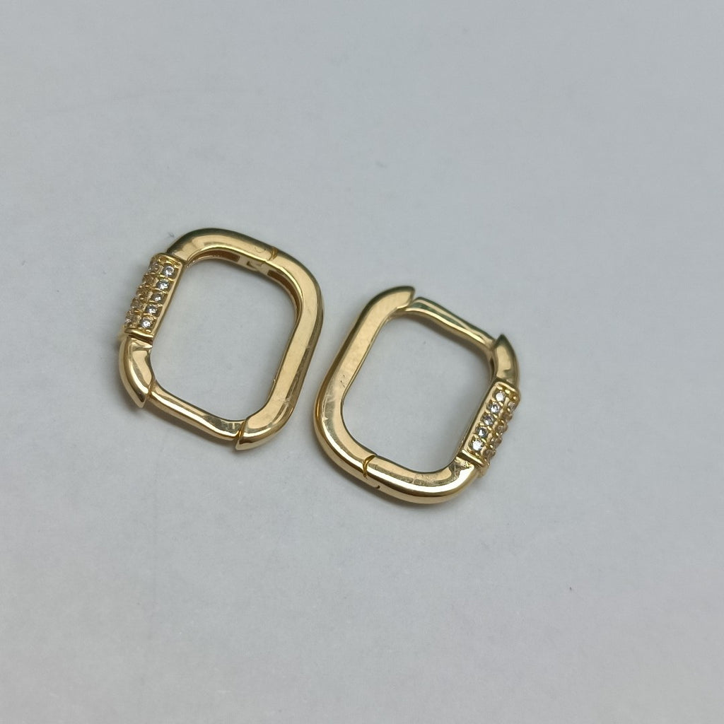 ARETES HUGGIES OVALADA C CIRCONIAS 14K 2.5 GR (NUEVO)