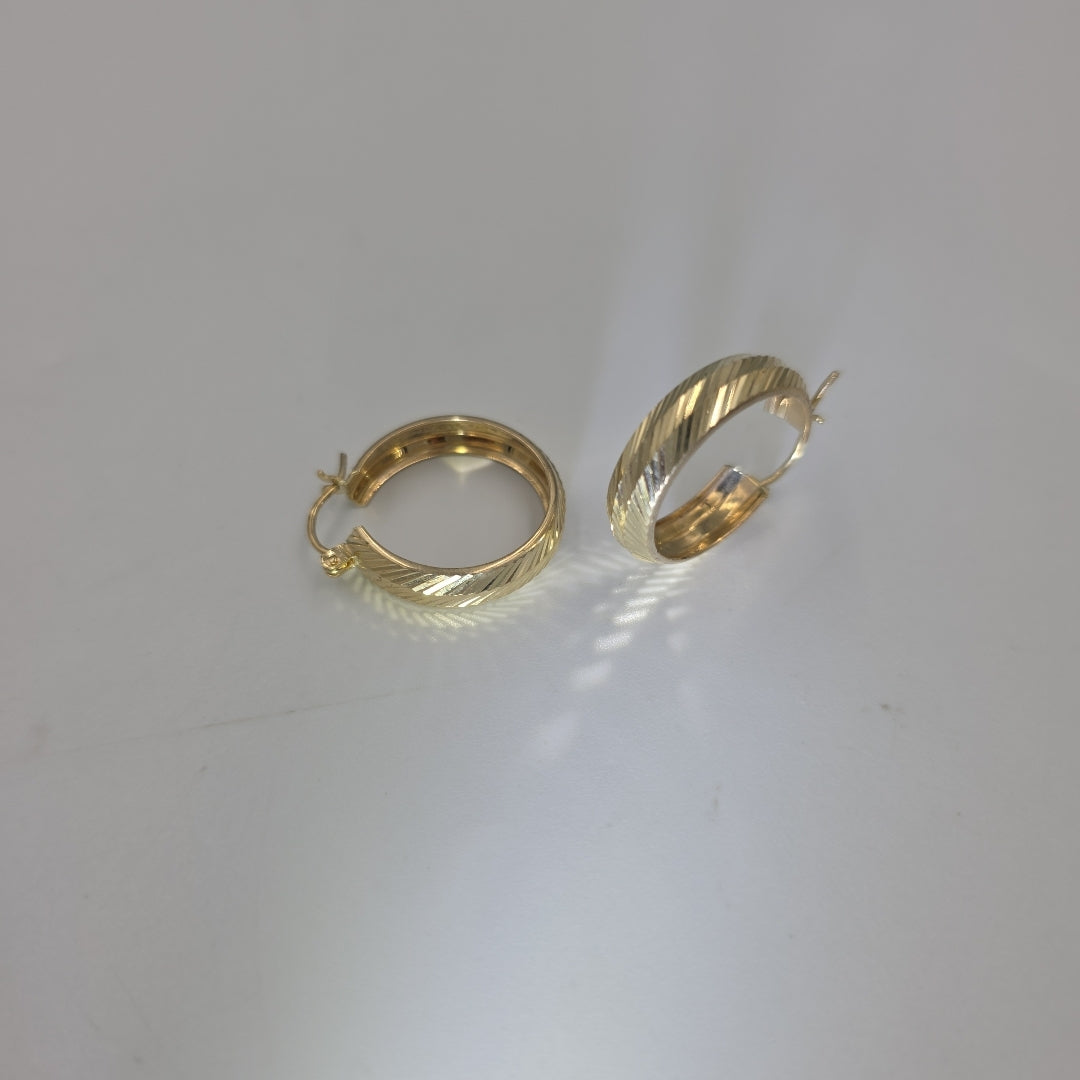 ARETES ARRACADAS LABRADAS 10K 2.8 GR (NUEVO)