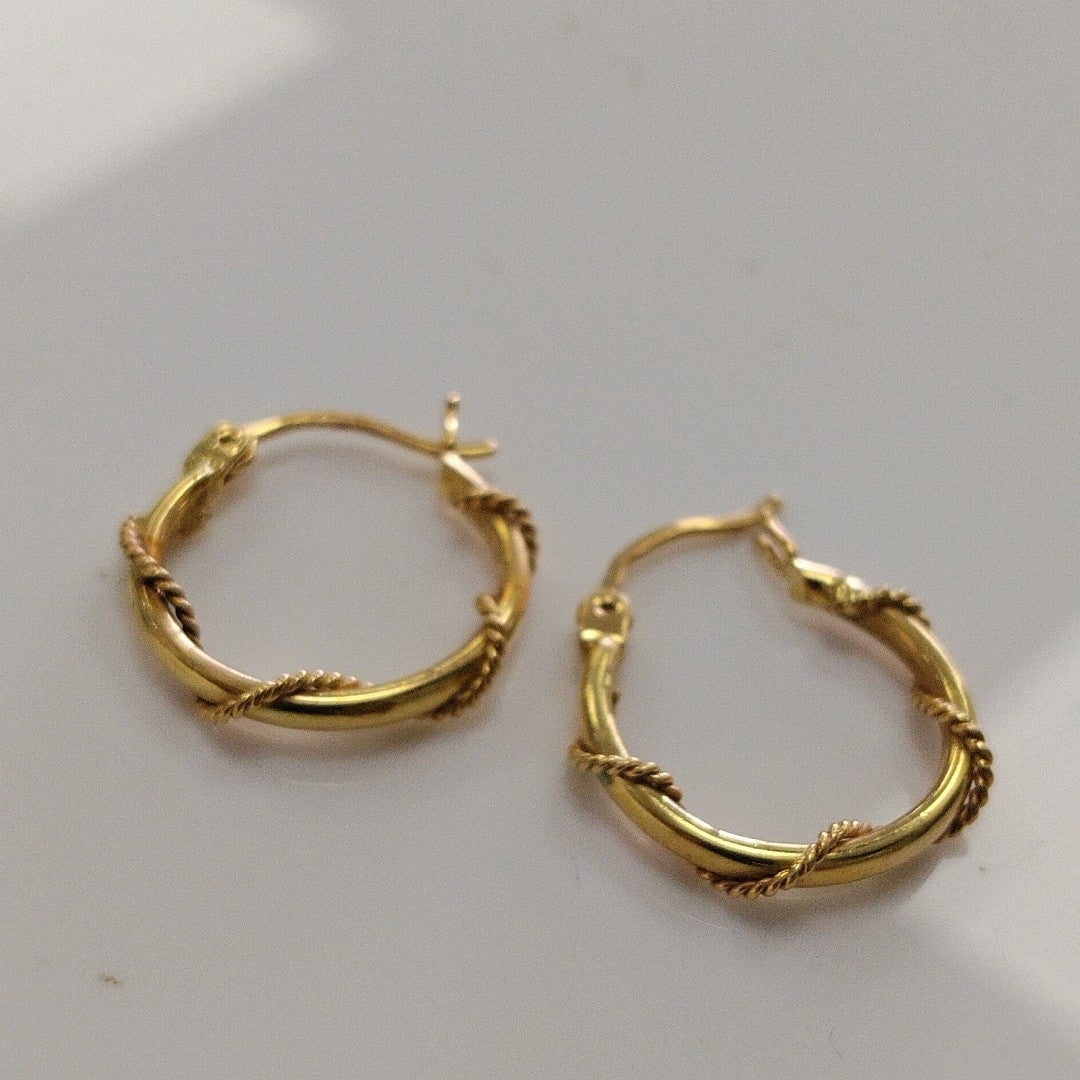 ARRACADAS PAR ORO 14 K 1.5 GRMS (SEMINUEVO)