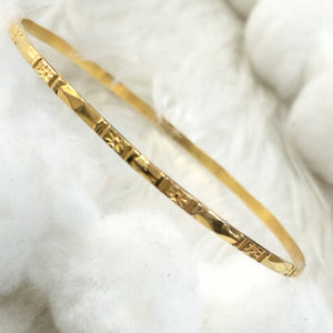 PULSERA RIGIDA ORO 14 K 3.3 GRMS (SEMINUEVO)