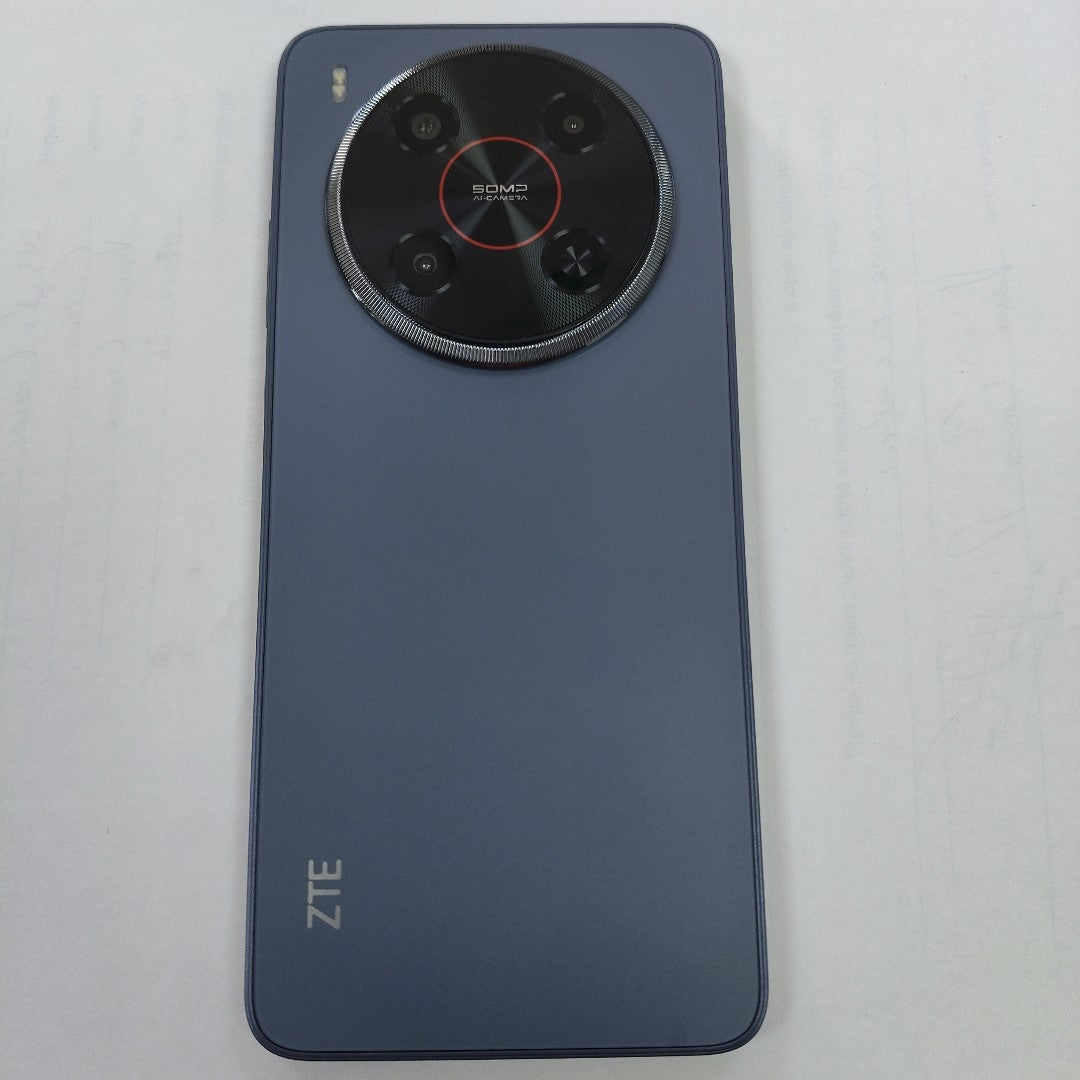 CELULAR ZTE BLADE V70 MAX Z2467 (2025) 256 GB 4 GB RAM (SEMINUEVO)