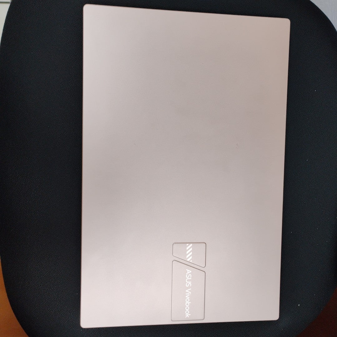 LAPTOP ASUS X1404VA-NK367W (2024) 512 GB SSD 16 GB RAM (SEMINUEVO)