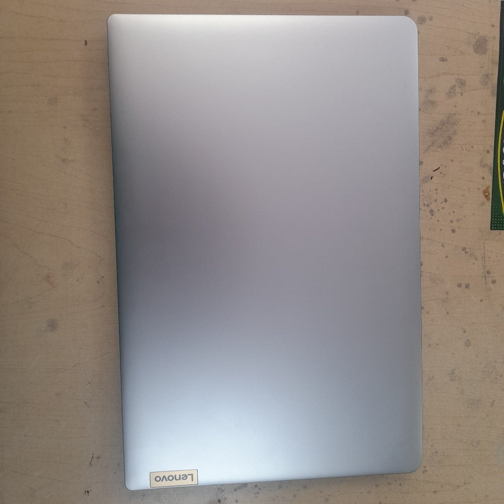 LAPTOP LENOVO IDEAPAD 1 15IGL7 (2023) 256 GB SSD 8 GB RAM (SEMINUEVO)