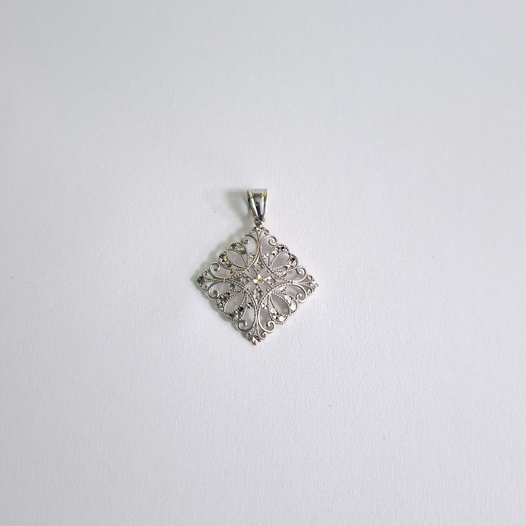 DIJE ORO BLANCO 14 K 1,80 GRMS (SEMINUEVO)