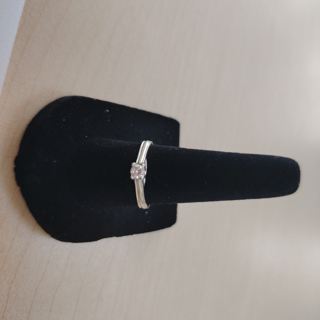ANILLITO ORO BLANCO 14 K 2 GRMS (SEMINUEVO)