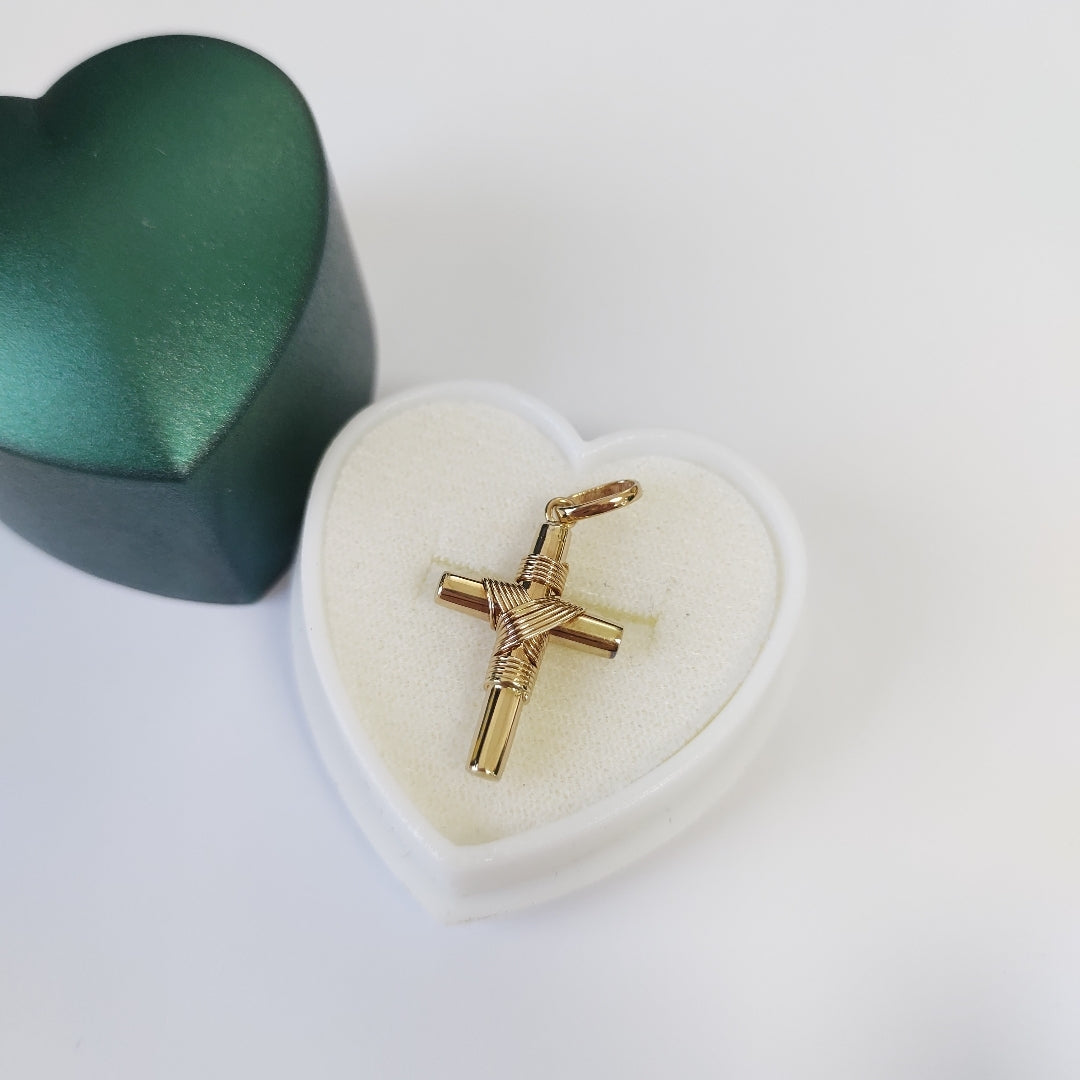 CRUZ ORO 14 K 2,10 GRMS (SEMINUEVO)