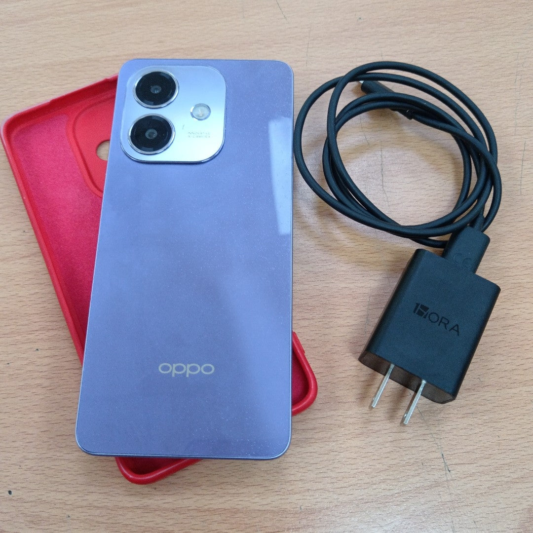 CELULAR OPPO A40 CPH2669 (2024) 256 GB 4 GB RAM (SEMINUEVO)