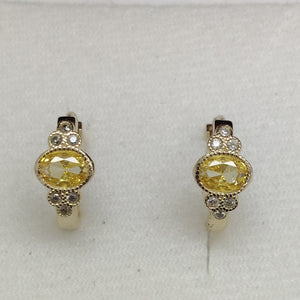 ARETES ARRACADAS CON CIRCONIAS Y PDRAS COL 14K 3.3 GR (NUEVO)