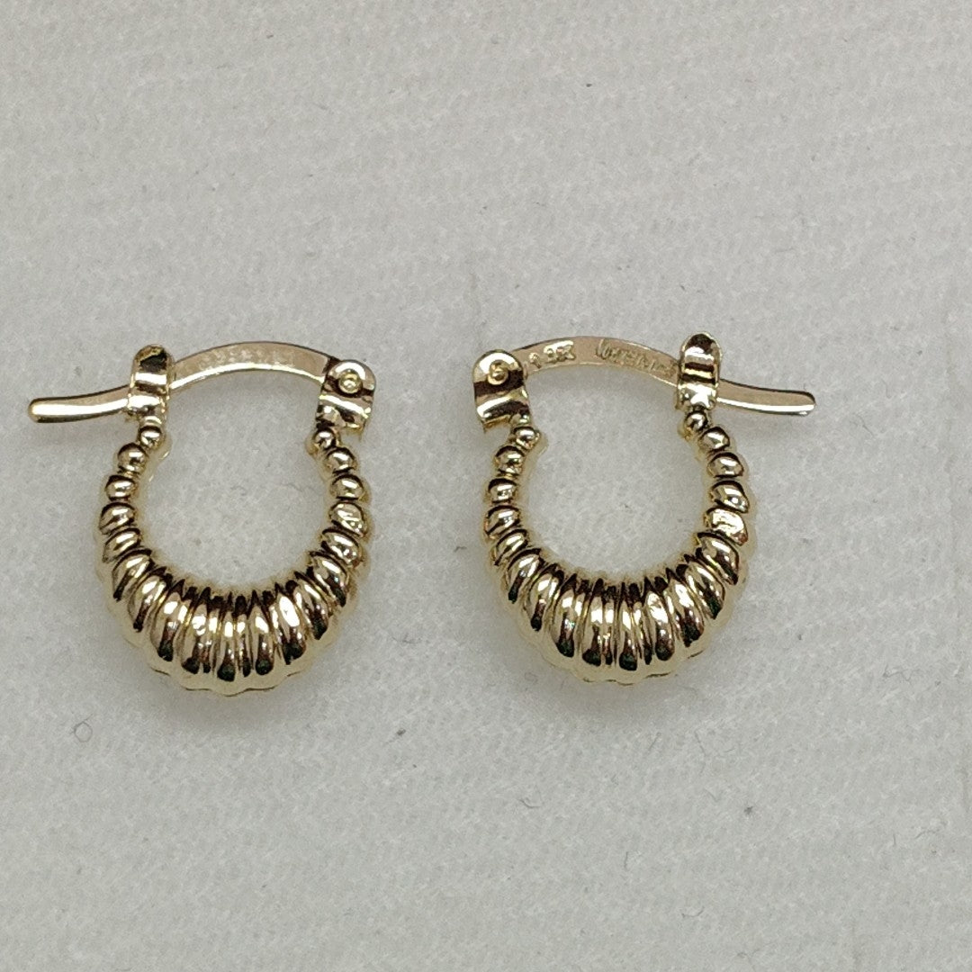 ARETES ARRACADA ESTRIADAS 14K 1.1 GR (NUEVO)