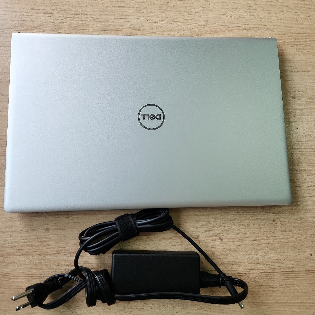 LAPTOP DELL PRO 15 ESSENTIAL PV15250  (2026) 512 GB SSD 16 GB RAM (SEMINUEVO)
