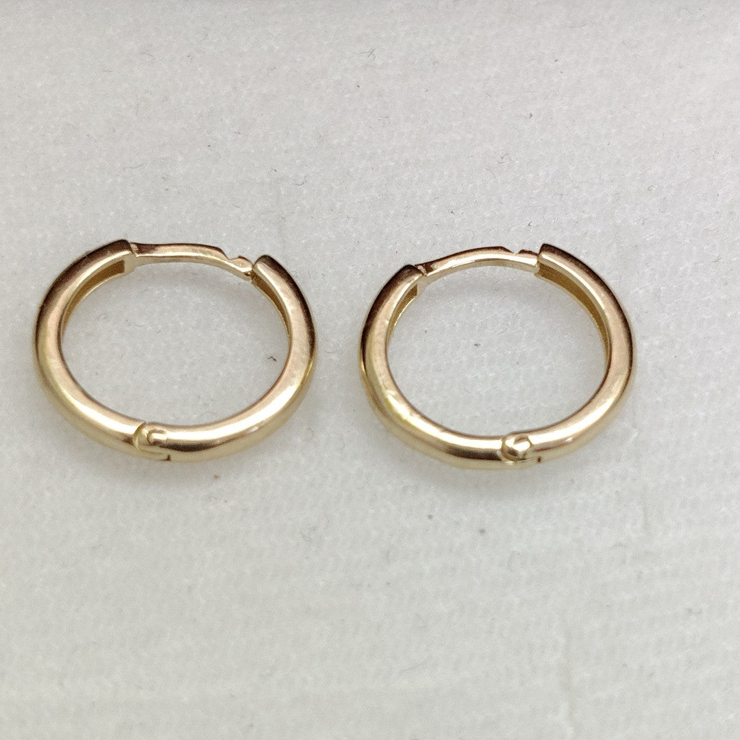 ARETES HUGGIES LISAS 14K 1.5 GR (NUEVO)