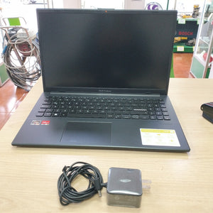 LAPTOP ASUS VIVOBOOK GO 15 E1504FA-NJ601W (2025) 512 GB SSD 8 GB RAM (SEMINUEVO)