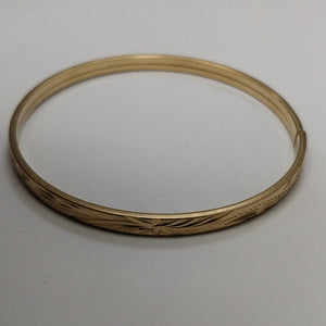 PULSERA RIGIDA ORO 10 K 4.7 GRMS (SEMINUEVO)