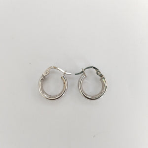 ARRACADAS PAR ORO BLANCO 14 K 1,20 GRMS (SEMINUEVO)