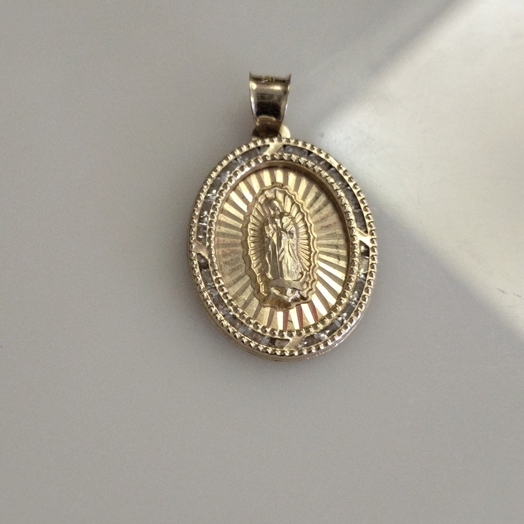 MEDALLA PERSONAL ORO 14 K 1.8 GRMS (SEMINUEVO)