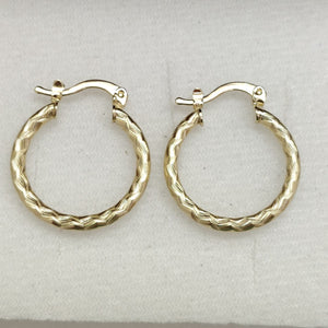 ARETES ARRACADAS LABRADAS 14K 2.1 GR (NUEVO)