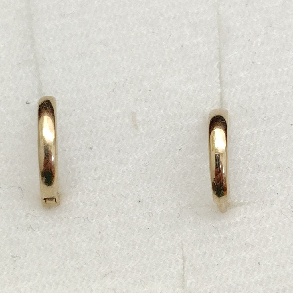 ARETES HUGGIE 14K 1.3 GR (NUEVO)