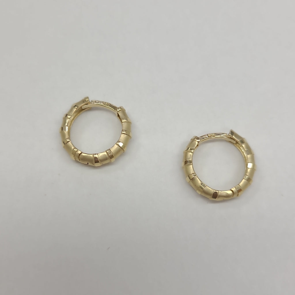 ARETES ARRACADAS FACETADAS 10K 1.8 GR (NUEVO)