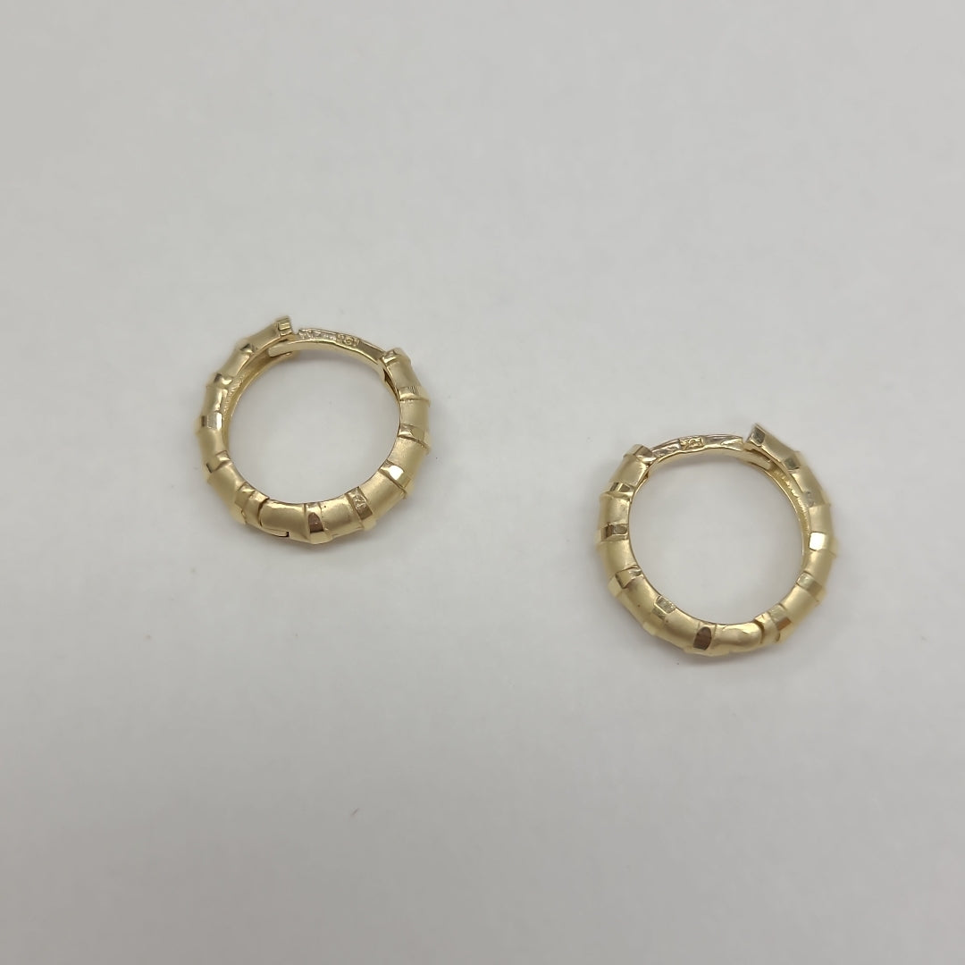 ARETES ARRACADAS FACETADAS 10K 1.8 GR (NUEVO)