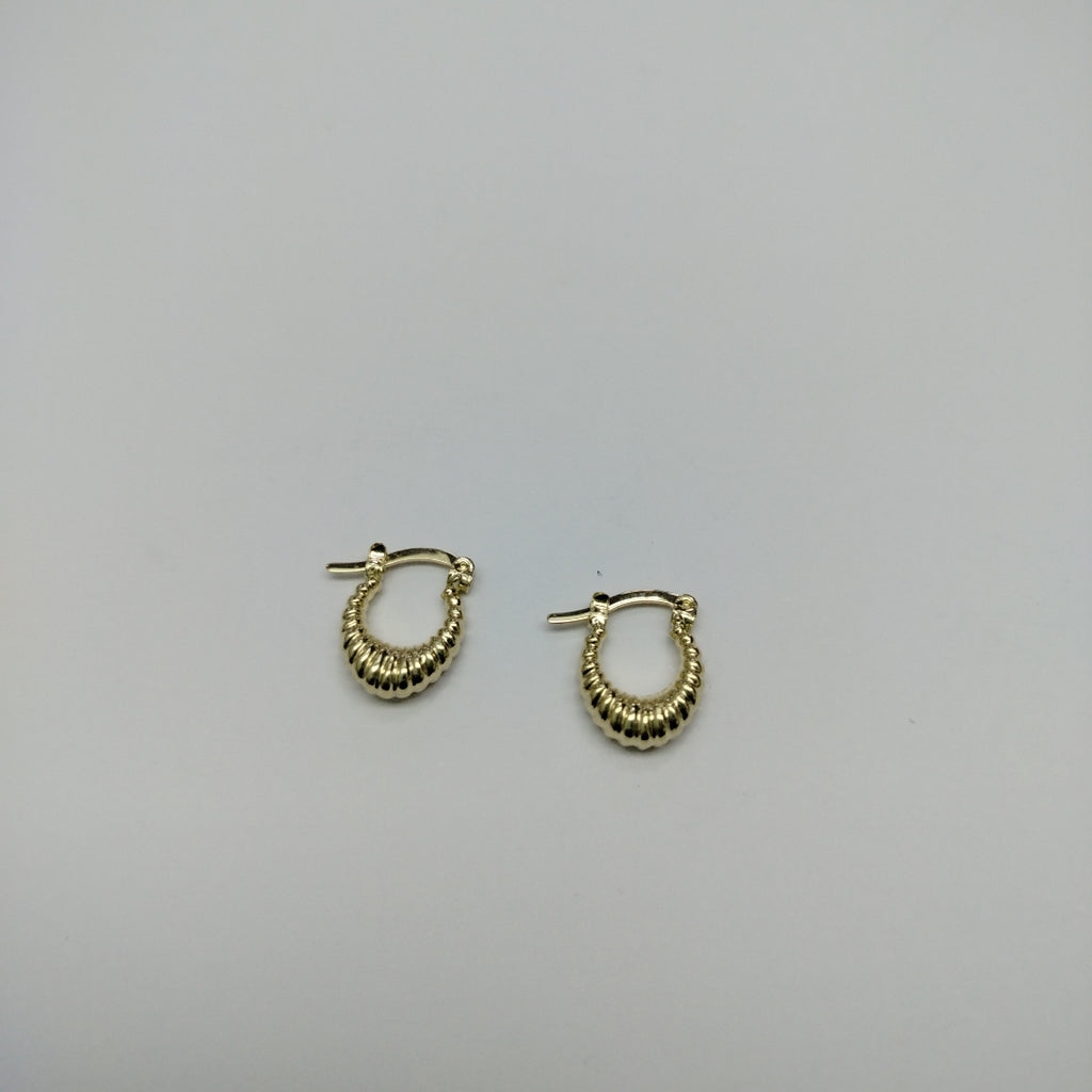 ARETES ARRACADA ESTRIADAS 14K 1.1 GR (NUEVO)