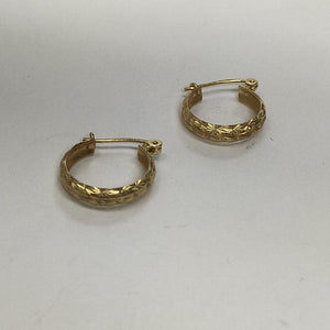 ARRACADAS PAR ORO 8 K 1.7 GRMS (SEMINUEVO)