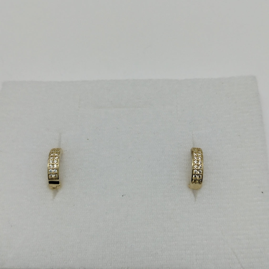 ARETES HUGGIES C CIRCONIAS 14K 2.2 GR (NUEVO)