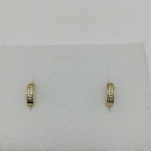 ARETES HUGGIES C CIRCONIAS 14K 2.2 GR (NUEVO)