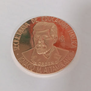 MEDALLA CONMEMORATIVA ORO 21 K 41.9 GRMS (SEMINUEVO)