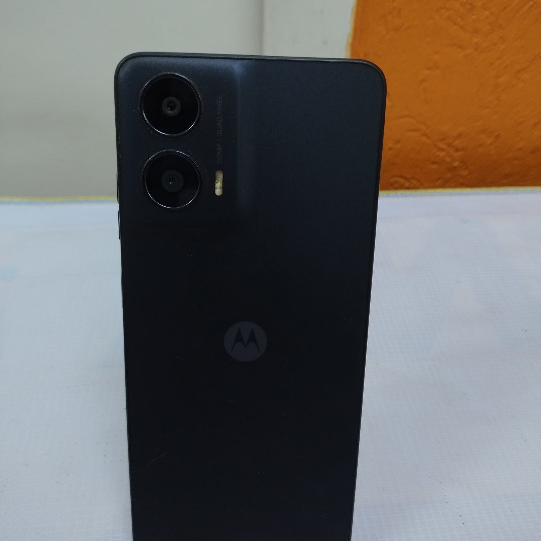 CELULAR MOTOROLA MOTO G24 XT2423-1 (2024) 256 GB 4 GB RAM (SEMINUEVO)