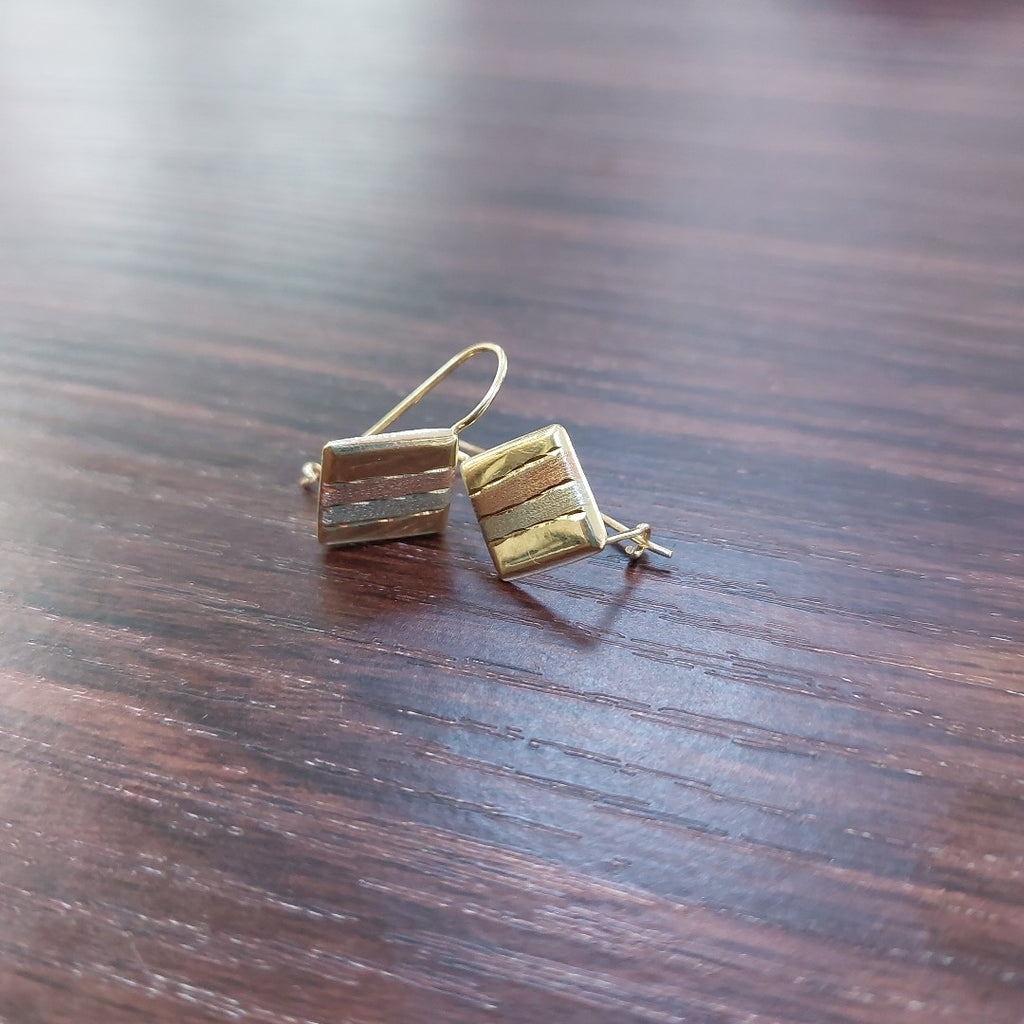 ARETES PAR ORO 10 K 1.5 GRMS (SEMINUEVO)
