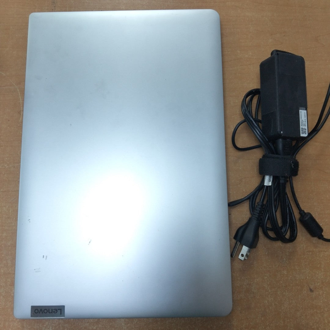 LAPTOP LENOVO IDEAPAD 1 15IGL7 (2025) 256 GB SSD 8 GB RAM (SEMINUEVO)