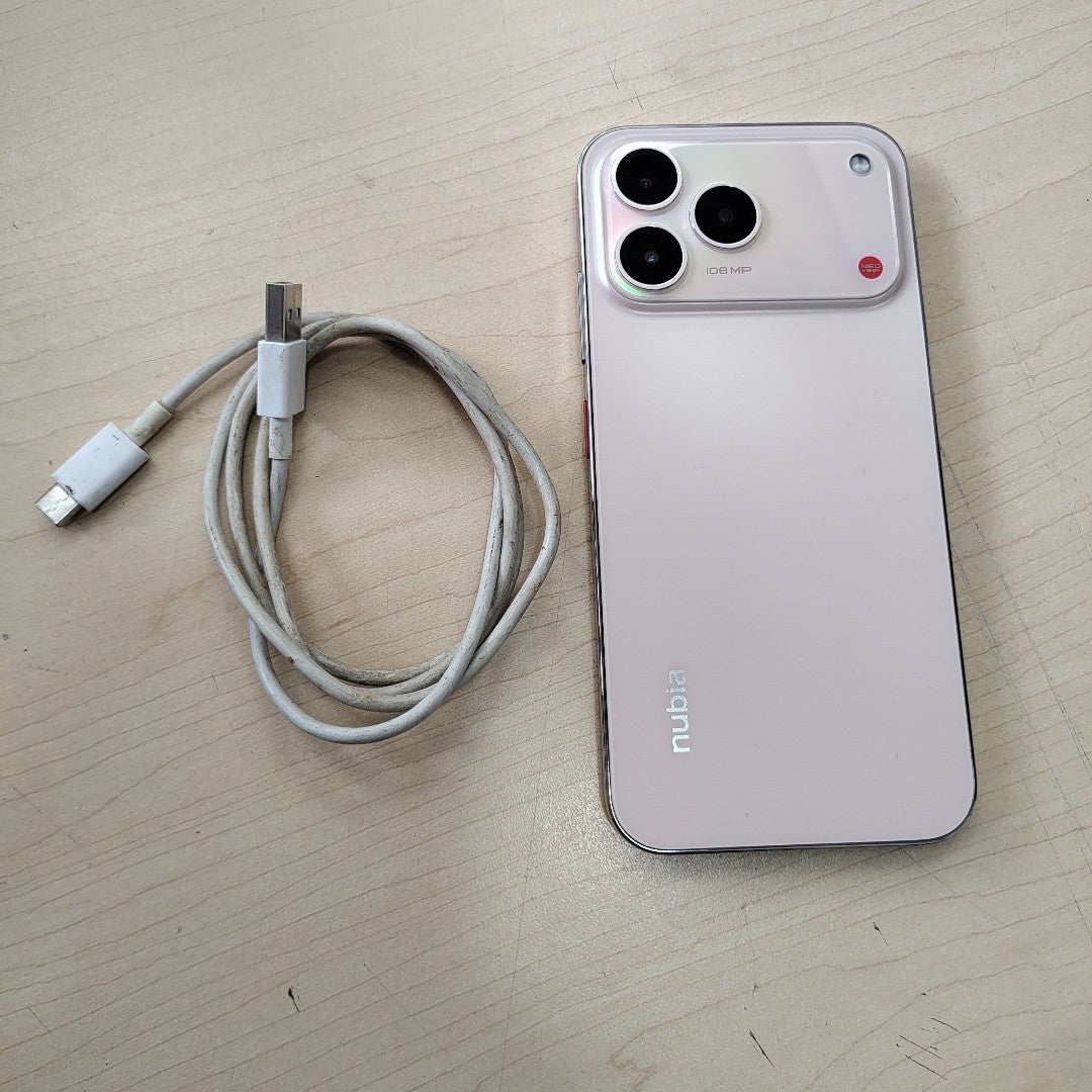 CELULAR NUBIA V80 PRO Z2576 (2025) 256 GB 8 GB RAM (SEMINUEVO)