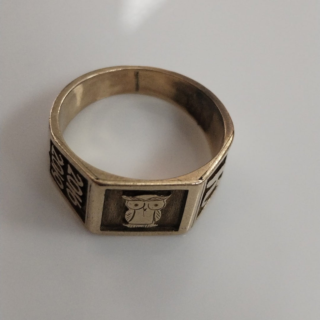 ANILLO DE GRADUACIÓN ORO 8 K 5.3 GRMS (SEMINUEVO)