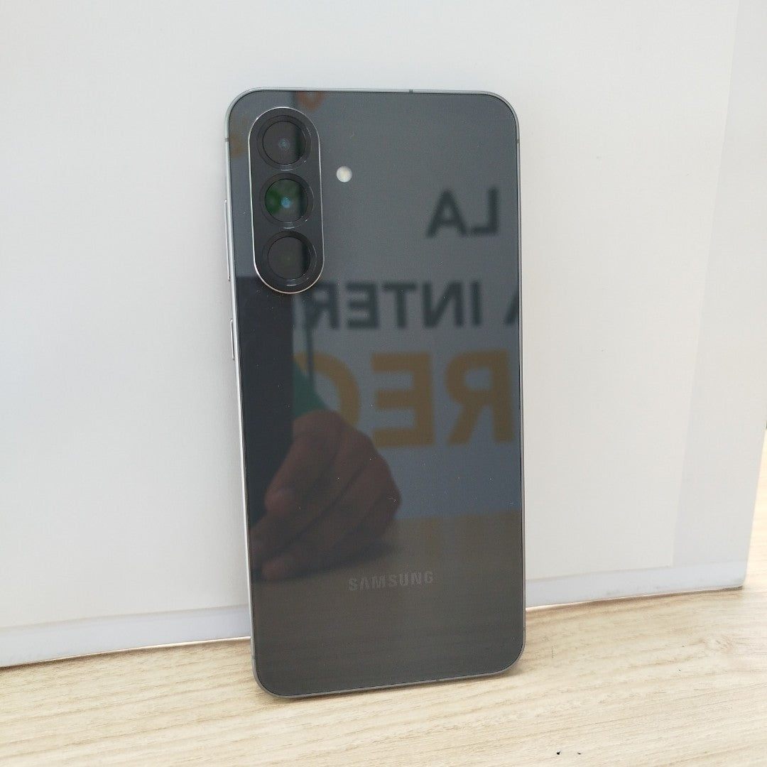CELULAR SAMSUNG GALAXY A56 SM-A566E (2025) 256 GB 8 GB RAM (SEMINUEVO)