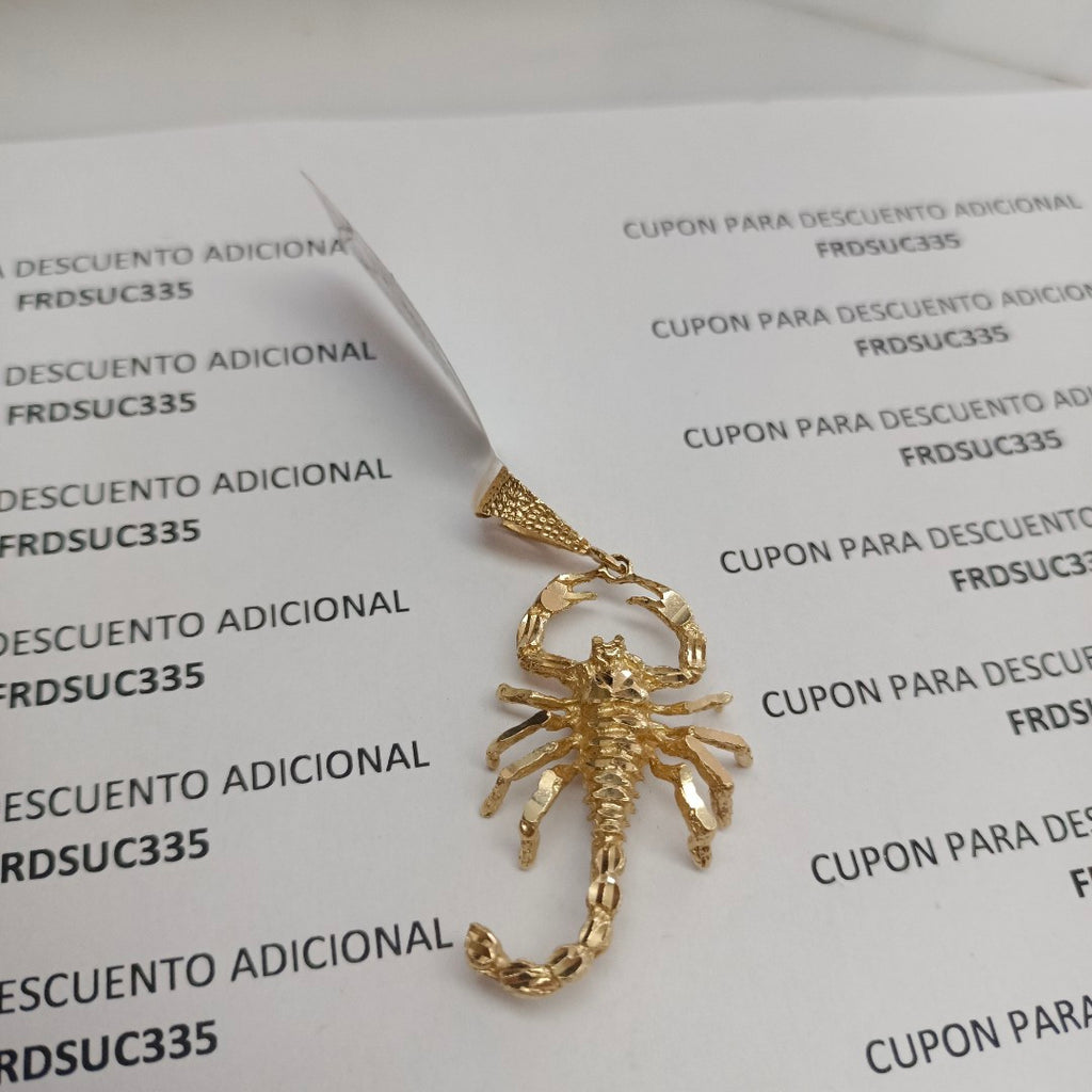 DIJE ORO 14 K 6 GRMS (SEMINUEVO)