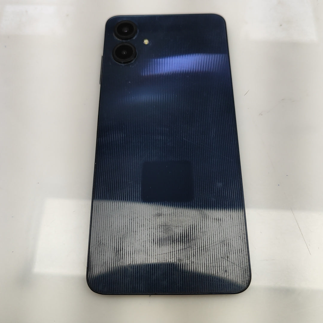 CELULAR SAMSUNG GALAXY A06 SM-A065M (2024) 64 GB 4 GB RAM (SEMINUEVO)