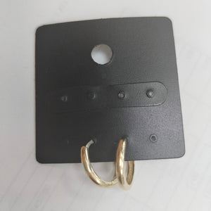ARETES HUGGIES LISAS 14K 1.6 GR (NUEVO)