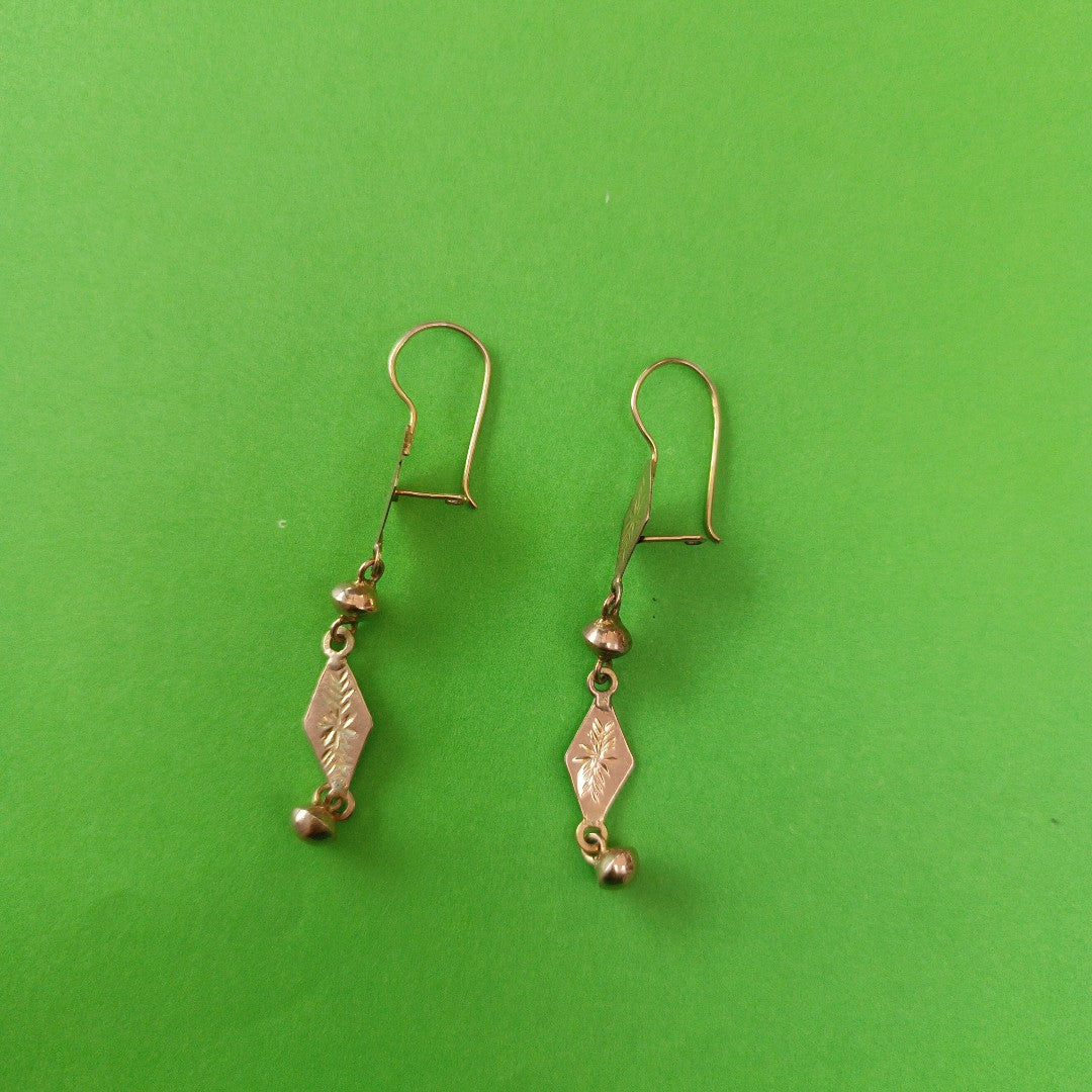 ARETES PAR ORO 10 K 1.8 GRMS (SEMINUEVO)