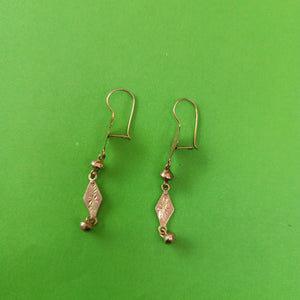 ARETES PAR ORO 10 K 1.8 GRMS (SEMINUEVO)