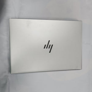 LAPTOP HP ELITEBOOK 840 G10 (2024) 256 GB SSD 16 GB RAM (SEMINUEVO)