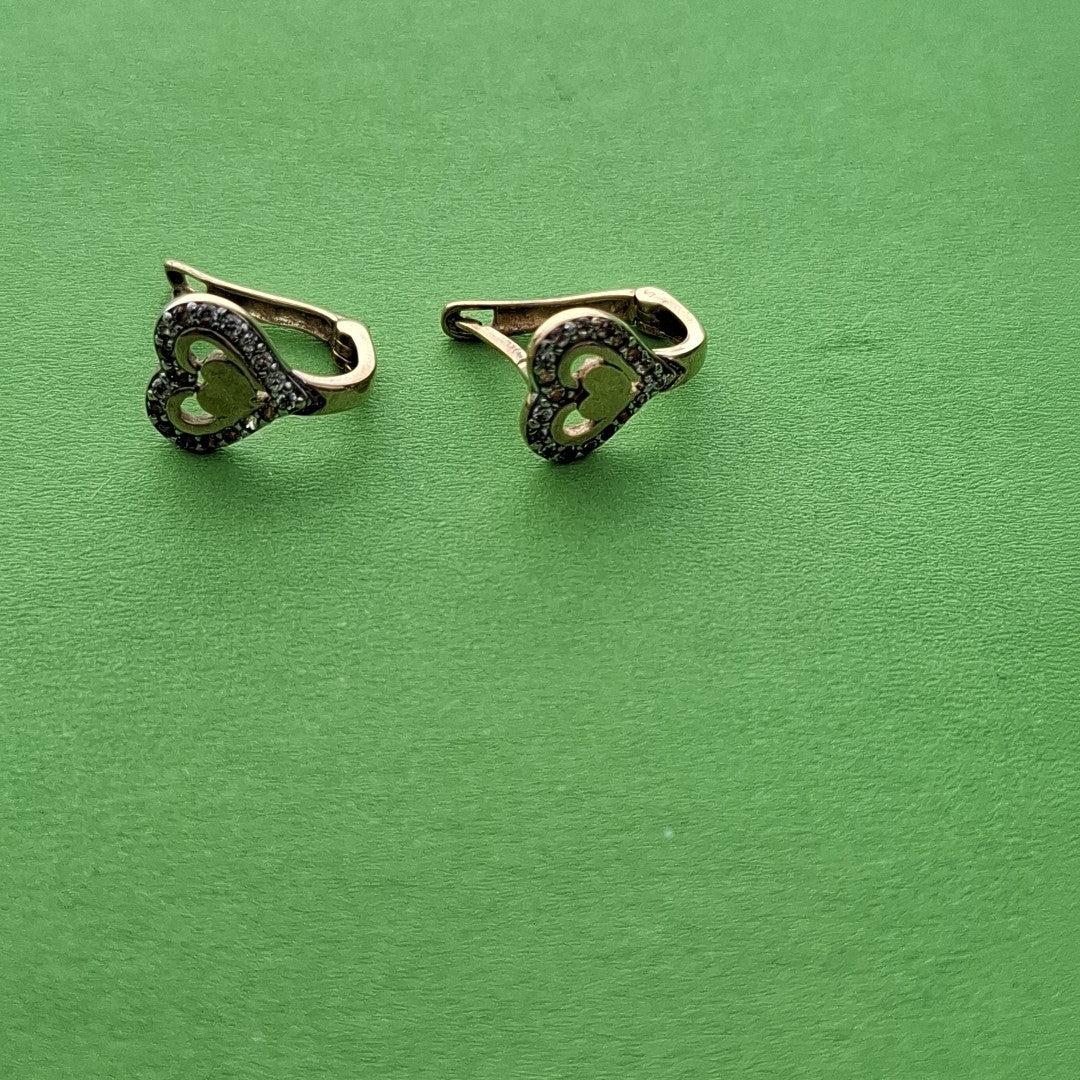 ARETES PAR ORO 10 K 1.1 GRMS (SEMINUEVO)