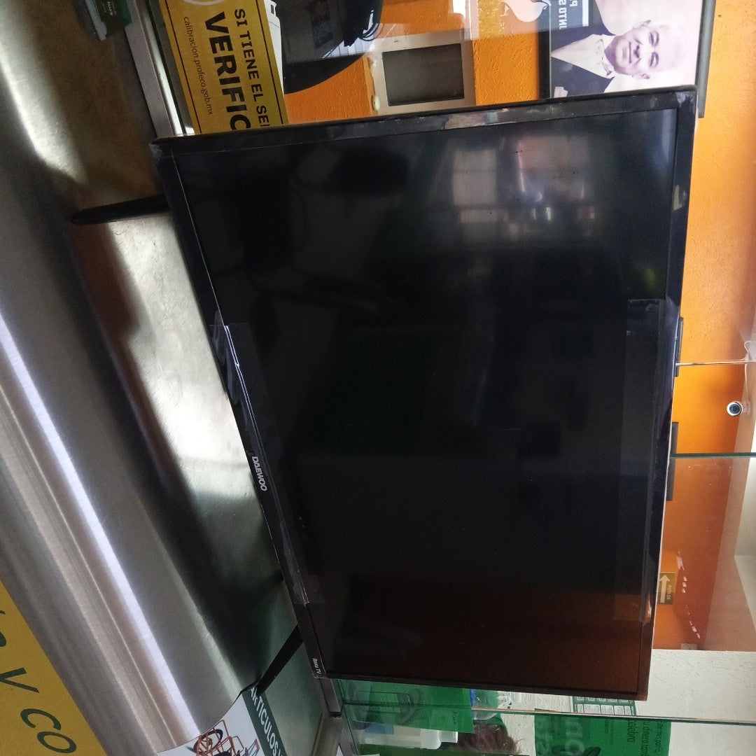 PANTALLA DAEWOO DAW32R (2025) 32" LED HD (SEMINUEVO)