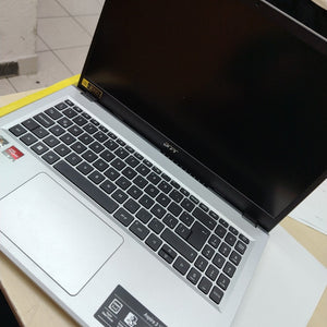LAPTOP ACER ASPIRE 3 A315-24P-R841 (2023) 512 GB SSD 8 GB RAM (SEMINUEVO)