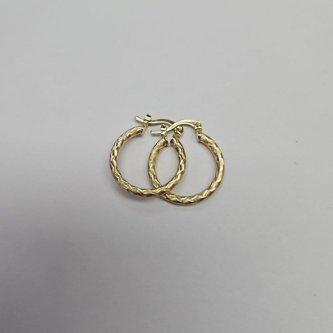ARETES ARRACADAS LABRADAS 14K 2.1 GR (NUEVO)